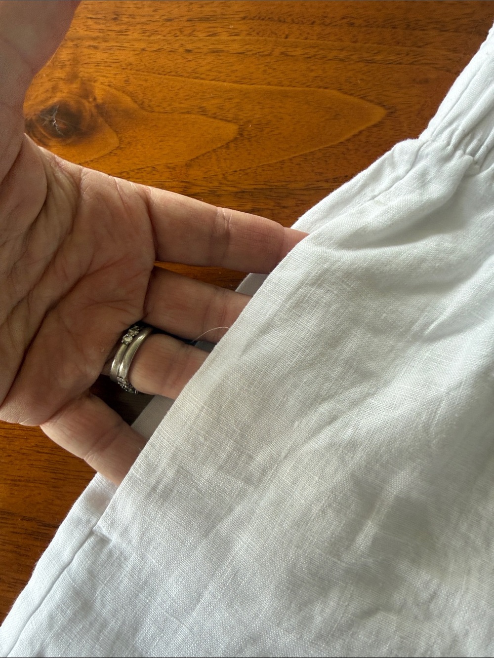 Quince White Linen Blend Elastic Waist Shorts - Picture 4 of 9